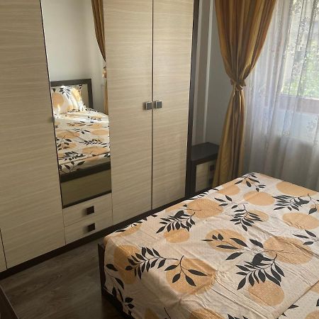 Bucuresti Comfort Apartment Luaran gambar